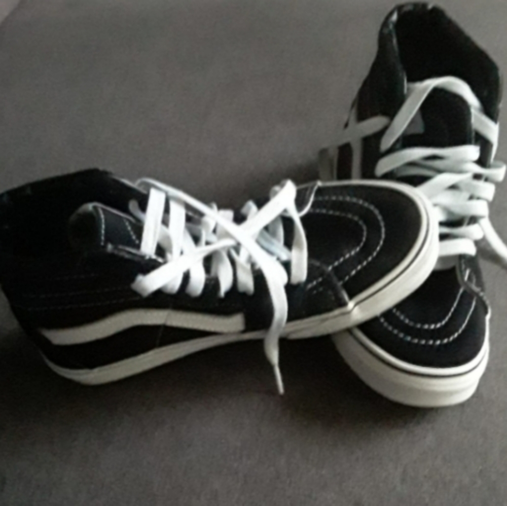 Size 5 Van's shoes